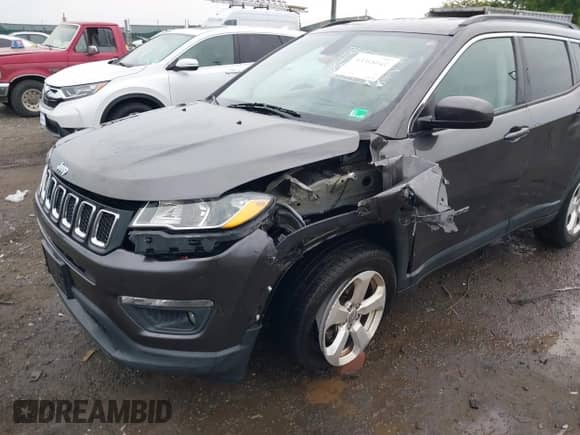 2019 Jeep Compass Latitude с VIN 3C4NJDBB0KT665835, выставлен на аукционе IAAI как лот 43318041 с пробегом 125 035 миль миль и . История ставок и продаж доступна на DreamBid. Изображение 6.