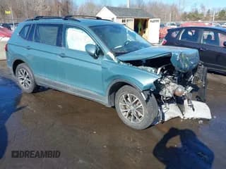 ✅ 2020 Volkswagen Tiguan SE • VIN: 3VV2B7AX2LM135068 • Lot: 41655329. Wystawiony na IAAI z przebiegiem Nie podano. Bezpłatny archiwum sprzedaży aukcyjnych z USA i szczegółowy raport historii pojazdu na DreamBid. Zdjęcie 1.