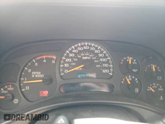 2005 Chevrolet Silverado 2500HD LT with VIN 1GCHK232X5F869960, listed as a Copart auction lot 62189465 with 284,143 mi miles and Salvage title. Bid and sale history available at DreamBid. Image 9.