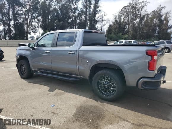 ✅ 2019 Chevrolet Silverado 1500 RST • VIN: 3GCPWDED7KG281048 • Лот: 81832215. Опубликован ранее на Copart с пробегом Не указан. Бесплатный доступ к архиву аукционных продаж из США и подробный отчёт об истории автомобиля на DreamBid. Изображение 2.