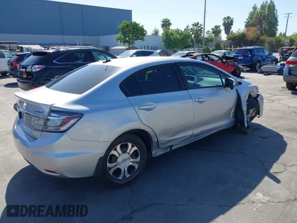 ✅ 2015 Honda Civic • VIN: 19XFB4F28FE201102 • Lot: 42194177. Listed on IAAI with 155,827 mi. Free auction sales archive from the USA and detailed vehicle history report at DreamBid. Image 4.