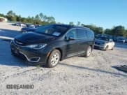 ✅ 2020 Chrysler Pacifica Limited • VIN: 2C4RC1GG0LR109673 • Лот: 43600805. Опубликован ранее на IAAI с пробегом 57 384 миль. Бесплатный доступ к архиву аукционных продаж из США и подробный отчёт об истории автомобиля на DreamBid. Изображение 18.
