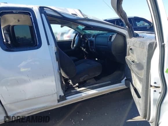 ✅ 2008 GMC Canyon SLE1 • VIN: 1GTCS19E588137220 • Lot: 43654596. Listed on IAAI with 150,137 mi. Free auction sales archive from the USA and detailed vehicle history report at DreamBid. Image 5.