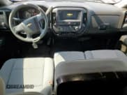 ✅ 2017 Chevrolet Silverado 1500 Custom • VIN: 1GCRCPEHXHZ386598 • Lot: 81961605. Wystawiony na Copart z przebiegiem 117 698 mil. Bezpłatny archiwum sprzedaży aukcyjnych z USA i szczegółowy raport historii pojazdu na DreamBid. Zdjęcie 8.