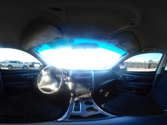 ✅ 2015 Nissan Altima S • VIN: 1N4AL3APXFN877881 • Lot: 43714288. Listed on IAAI with 199,199 mi. Free auction sales archive from the USA and detailed vehicle history report at DreamBid. Image 18.