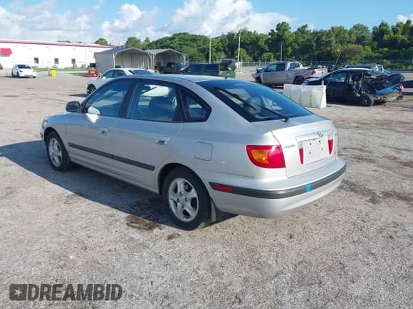 2002 Hyundai Elantra GT with VIN KMHDN55D22U064091, listed as a IAAI auction lot 42655231 with 194,290 mi miles and . Bid and sale history available at DreamBid. Image 3.