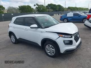 ✅ 2024 Hyundai Venue Essential • VIN: KMHRB8A39RU299269 • Lot: 41283043. Listed on IAAI with 6,510 mi. Free auction sales archive from the USA and detailed vehicle history report at DreamBid. Image 1.