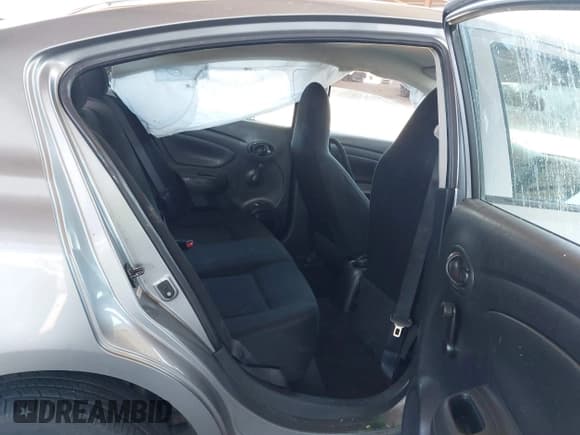 ✅ 2014 Nissan Versa SV • VIN: 3N1CN7AP6EL834385 • Лот: 42165391. Опубликован ранее на IAAI с пробегом 125 347 миль. Бесплатный доступ к архиву аукционных продаж из США и подробный отчёт об истории автомобиля на DreamBid. Изображение 8.