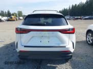 ✅ 2025 Lexus NX 350h Premium • VIN: JTJGKCEZ0S5029339 • Lot: 42321524. Wystawiony na IAAI z przebiegiem 2 655 mil. Bezpłatny archiwum sprzedaży aukcyjnych z USA i szczegółowy raport historii pojazdu na DreamBid. Zdjęcie 17.