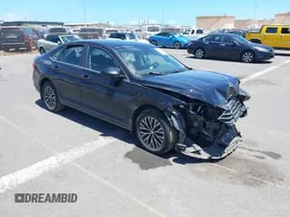 ✅ 2020 Volkswagen Jetta S • VIN: 3VWCB7BU5LM063996 • Лот: 42737506. Опубликован ранее на IAAI с пробегом 53 271 миль. Бесплатный доступ к архиву аукционных продаж из США и подробный отчёт об истории автомобиля на DreamBid. Изображение 1.