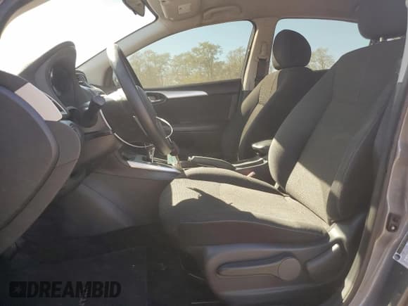 ✅ 2017 Nissan Sentra S • VIN: 3N1AB7APXHY221208 • Lot: 86629325. Listed on Copart with 85,855 mi. Free auction sales archive from the USA and detailed vehicle history report at DreamBid. Image 7.