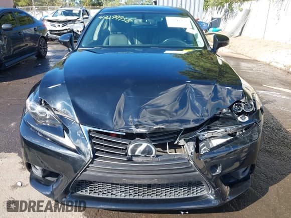 ✅ 2015 Lexus IS 250 • VIN: JTHBF1D26F5068595 • Lot: 43299958. Wystawiony na IAAI z przebiegiem 110 870 mil. Bezpłatny archiwum sprzedaży aukcyjnych z USA i szczegółowy raport historii pojazdu na DreamBid. Zdjęcie 6.