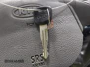 ✅ 2003 Kia Rio • VIN: KNADC125536274171 • Lot: 41986369. Wystawiony na IAAI z przebiegiem 59 837 mil. Bezpłatny archiwum sprzedaży aukcyjnych z USA i szczegółowy raport historii pojazdu na DreamBid. Zdjęcie 11.