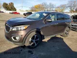 ✅ 2016 Kia Sorento EX • VIN: 5XYPHDA19GG019351 • Lot: 91701295. Listed on Copart with 165,506 mi. Free auction sales archive from the USA and detailed vehicle history report at DreamBid. Image 1.