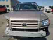 2004 Toyota Highlander с VIN JTEGD21A240075032, выставлен на аукционе Copart как лот 68744285 с пробегом 105 159 миль миль и Списание • Salvage title. История ставок и продаж доступна на DreamBid. Изображение 5.