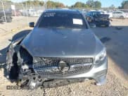 ✅ 2019 Mercedes-Benz GLC 43 AMG • VIN: WDC0G6EB6KF529875 • Lot: 43503323. Wystawiony na IAAI z przebiegiem 65 158 mil. Bezpłatny archiwum sprzedaży aukcyjnych z USA i szczegółowy raport historii pojazdu na DreamBid. Zdjęcie 11.