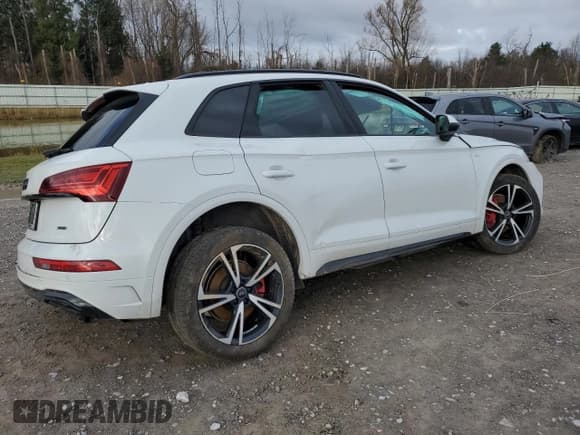 ✅ 2025 Audi Q5 S line Premium Plus • VIN: WA1EAAFY7S2055729 • Lot: 92926305. Listed on Copart with 13,592 mi. Free auction sales archive from the USA and detailed vehicle history report at DreamBid. Image 3.