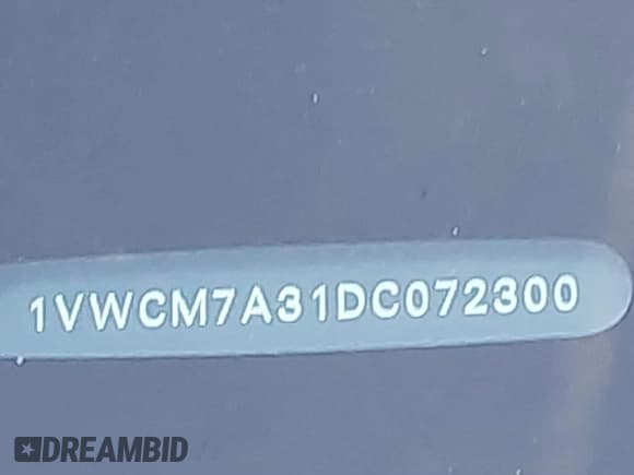 ✅ 2013 Volkswagen Passat SEL Premium • VIN: 1VWCM7A31DC072300 • Лот: 41032200. Опубликован ранее на IAAI с пробегом 122 573 миль. Бесплатный доступ к архиву аукционных продаж из США и подробный отчёт об истории автомобиля на DreamBid. Изображение 17.