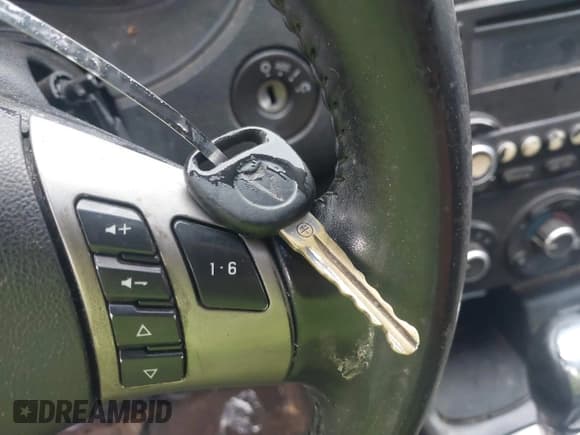 ✅ 2008 Pontiac G6 GT • VIN: 1G2ZH57N284170531 • Lot: 43063424. Wystawiony na IAAI z przebiegiem 208 476 mil. Bezpłatny archiwum sprzedaży aukcyjnych z USA i szczegółowy raport historii pojazdu na DreamBid. Zdjęcie 11.