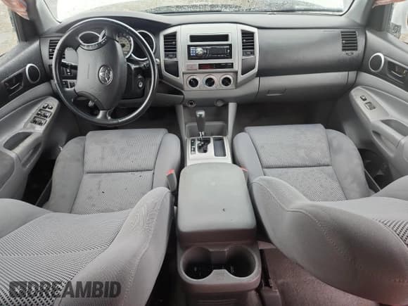 ✅ 2007 Toyota Tacoma PreRunner • VIN: 5TEJU62N57Z375512 • Лот: 92935155. Опубликован ранее на Copart с пробегом 159 531 миль. Бесплатный доступ к архиву аукционных продаж из США и подробный отчёт об истории автомобиля на DreamBid. Изображение 8.