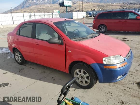 2005 Chevrolet Aveo SVM z VIN KL1TD52655B340117, wystawiony jako Copart lot #88163475 z przebiegiem 212 753 mil mil oraz Szkoda całkowita • Salvage title. Historia ofert i sprzedaży dostępna na DreamBid. Obrazek 4.