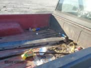 ✅ 1982 GMC Sonoma • VIN: 1GTCS14B0C8510847 • Lot: 88016755. Wystawiony na Copart z przebiegiem 115 197 mil. Bezpłatny archiwum sprzedaży aukcyjnych z USA i szczegółowy raport historii pojazdu na DreamBid. Zdjęcie 10.