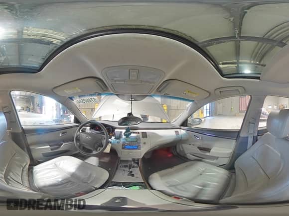 2009 Hyundai Azera GLS с VIN KMHFC46D59A371628, выставлен на аукционе Copart как лот 87460584 с пробегом 103 077 миль миль и Списание • Salvage title. История ставок и продаж доступна на DreamBid. Изображение 13.