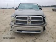 ✅ 2009 Dodge 1500 SLT • VIN: 1D3HB18T79S796952 • Lot: 43179375. Wystawiony na Copart z przebiegiem 225 317 mil. Bezpłatny archiwum sprzedaży aukcyjnych z USA i szczegółowy raport historii pojazdu na DreamBid. Zdjęcie 5.