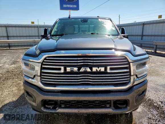 ✅ 2023 Ram 2500 Laramie • VIN: 3C6UR5FL6PG503373 • Lot: 81444125. Listed on Copart with 67,266 mi. Free auction sales archive from the USA and detailed vehicle history report at DreamBid. Image 5.