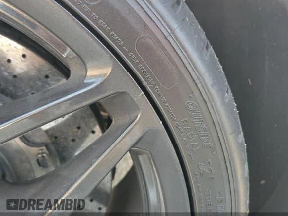 ✅ 2019 Chevrolet Corvette ZR1 3ZR • VIN: 1G1Y52D97K5801838 • Лот: 43352323. Опубликован ранее на IAAI с пробегом 15 569 миль. Бесплатный доступ к архиву аукционных продаж из США и подробный отчёт об истории автомобиля на DreamBid. Изображение 12.