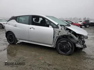 ✅ 2025 Nissan LEAF SV Plus • VIN: 1N4CZ1CV1SC558995 • Lot: 41471515. Wystawiony na Copart z przebiegiem 361 mil. Bezpłatny archiwum sprzedaży aukcyjnych z USA i szczegółowy raport historii pojazdu na DreamBid. Zdjęcie 4.