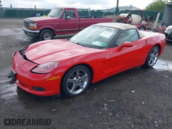 ✅ 2008 Chevrolet Corvette • VIN: 1G1YY36W185107235 • Лот: 42454491. Опубликован ранее на IAAI с пробегом 30 044 миль. Бесплатный доступ к архиву аукционных продаж из США и подробный отчёт об истории автомобиля на DreamBid. Изображение 17.