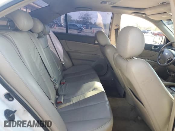 ✅ 2008 Hyundai Sonata SE • VIN: 5NPEU46C28H315366 • Лот: 72925944. Опубликован ранее на Copart с пробегом 215 614 миль. Бесплатный доступ к архиву аукционных продаж из США и подробный отчёт об истории автомобиля на DreamBid. Изображение 10.