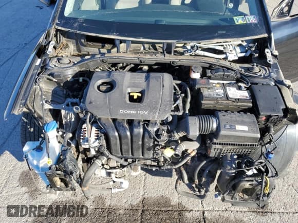 ✅ 2017 Hyundai Elantra SE • VIN: KMHD74LF0HU424878 • Lot: 85875905. Listed on Copart with 67,887 mi. Free auction sales archive from the USA and detailed vehicle history report at DreamBid. Image 11.