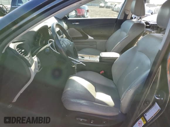 ✅ 2009 Lexus IS 250 • VIN: JTHBK262895102040 • Lot: 82766735. Wystawiony na Copart z przebiegiem 169 264 mil. Bezpłatny archiwum sprzedaży aukcyjnych z USA i szczegółowy raport historii pojazdu na DreamBid. Zdjęcie 7.