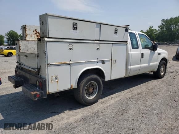 ✅ 2004 Ford F-250 XL • VIN: 1FTNX20L34EC38196 • Lot: 60307245. Listed on Copart with 232,347 mi. Free auction sales archive from the USA and detailed vehicle history report at DreamBid. Image 3.