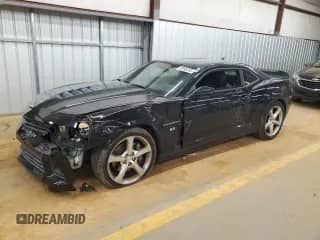 2014 Chevrolet Camaro SS с VIN 2G1FJ1EJ4E9155249, выставлен на аукционе Copart как лот 52093255 с пробегом 153 500 миль миль и Списание • Salvage title. История ставок и продаж доступна на DreamBid. Изображение 1.