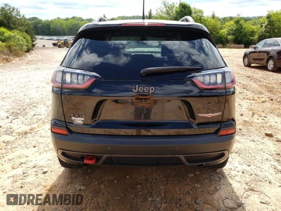 ✅ 2021 Jeep Cherokee Trailhawk • VIN: 1C4PJMBX0MD193942 • Лот: 55595745. Опубликован ранее на Copart с пробегом 44 242 миль. Бесплатный доступ к архиву аукционных продаж из США и подробный отчёт об истории автомобиля на DreamBid. Изображение 6.