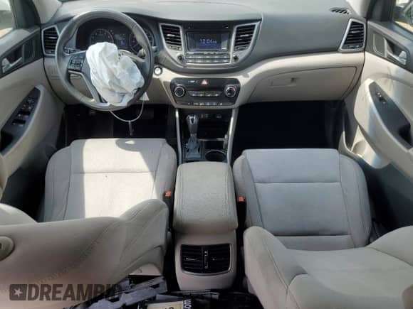 2017 Hyundai Tucson Sport z VIN KM8J3CA25HU422861, wystawiony jako Copart lot #70654465 z przebiegiem 72 376 mil mil oraz Nie do naprawy • Non repairable. Historia ofert i sprzedaży dostępna na DreamBid. Obrazek 8.