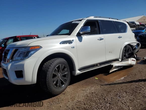 ✅ 2019 Nissan Armada SV • VIN: JN8AY2NC5K9581686 • Лот: 83853185. Опубликован ранее на Copart с пробегом 73 814 миль. Бесплатный доступ к архиву аукционных продаж из США и подробный отчёт об истории автомобиля на DreamBid. Изображение 1.