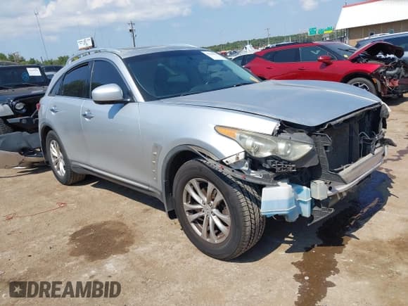 ✅ 2010 Infiniti FX • VIN: JN8AS1MWXAM856066 • Lot: 43250025. Wystawiony na IAAI z przebiegiem 146 439 mil. Bezpłatny archiwum sprzedaży aukcyjnych z USA i szczegółowy raport historii pojazdu na DreamBid. Zdjęcie 1.
