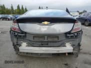 ✅ 2018 Chevrolet Volt Premier • VIN: 1G1RD6S5XJU132595 • Lot: 82596934. Wystawiony na Copart z przebiegiem 77 336 mil. Bezpłatny archiwum sprzedaży aukcyjnych z USA i szczegółowy raport historii pojazdu na DreamBid. Zdjęcie 6.