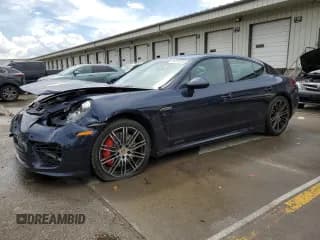 ✅ 2016 Porsche Panamera GTS • VIN: WP0AF2A73GL081725 • Lot: 56754975. Wystawiony na Copart z przebiegiem 46 871 mil. Bezpłatny archiwum sprzedaży aukcyjnych z USA i szczegółowy raport historii pojazdu na DreamBid. Zdjęcie 1.