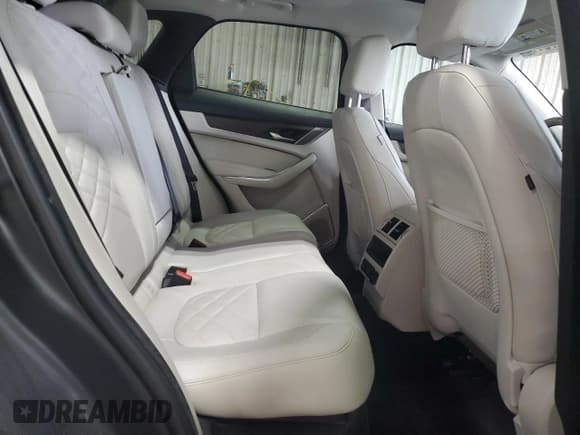 ✅ 2021 Jaguar F-Pace S • VIN: SADCJ2EX5MA670739 • Лот: 47641555. Опубликован ранее на Copart с пробегом 62 165 миль. Бесплатный доступ к архиву аукционных продаж из США и подробный отчёт об истории автомобиля на DreamBid. Изображение 11.