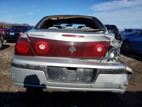 ✅ 2001 Chevrolet Impala • VIN: 2G1WF52E119251611 • Лот: 81377754. Размещён на Copart с пробегом 116 550 миль миль. Получите бесплатный доступ к архиву аукционных продаж из США и посмотрите подробный отчёт об истории автомобиля на DreamBid. Изображение 6.