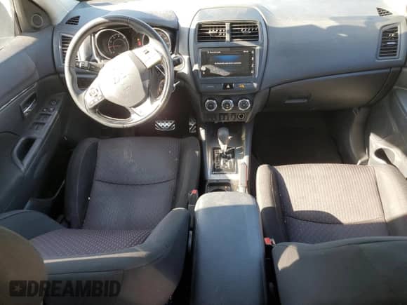 2019 Mitsubishi Outlander ES с VIN JA4AR3AU8KU007975, выставлен на аукционе Copart как лот 50394315 с пробегом 70 490 миль миль и Списание • Salvage title. История ставок и продаж доступна на DreamBid. Изображение 8.