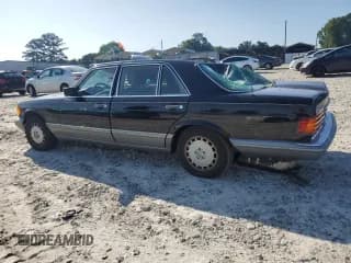 ✅ 1986 Mercedes-Benz 420 SEL • VIN: WDBCA35D1GA228082 • Лот: 61684325. Опубликован ранее на Copart с пробегом 82 614 миль. Бесплатный доступ к архиву аукционных продаж из США и подробный отчёт об истории автомобиля на DreamBid. Изображение 2.