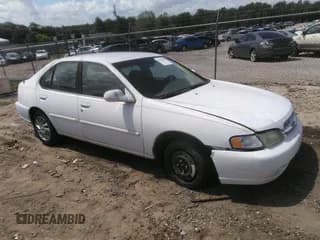 ✅ 1999 Nissan Altima XE • VIN: 1N4DL01D6XC205086 • Lot: 42759303. Wystawiony na IAAI z przebiegiem 279 447 mil. Bezpłatny archiwum sprzedaży aukcyjnych z USA i szczegółowy raport historii pojazdu na DreamBid. Zdjęcie 1.