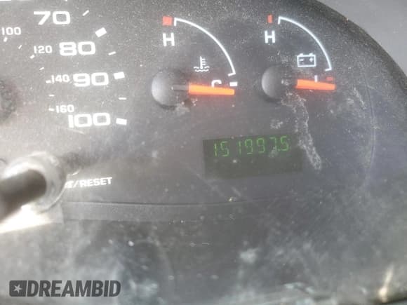 ✅ 2006 Ford Econoline Passenger XL • VIN: 1FBNE31L66DB36821 • Lot: 50056665. Listed on Copart with 151,997 mi. Free auction sales archive from the USA and detailed vehicle history report at DreamBid. Image 9.