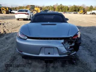 ✅ 2017 Porsche 718 Boxster S • VIN: WP0CB2A80HS240690 • Lot: 85253644. Listed on Copart with 107,598 mi. Free auction sales archive from the USA and detailed vehicle history report at DreamBid. Image 6.